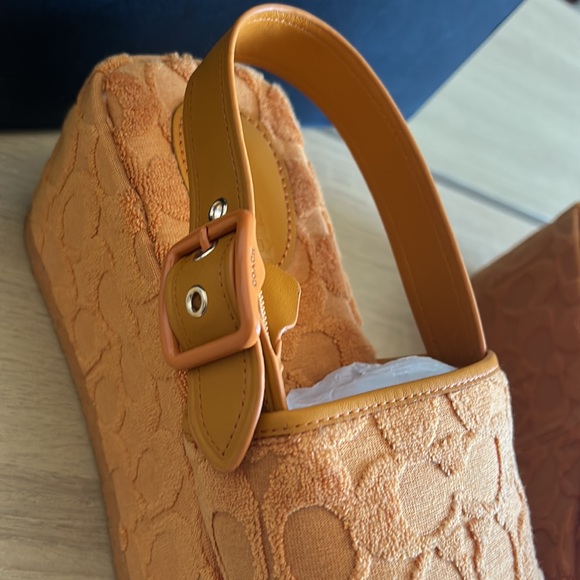 NIB Coach Noelle Terry Cloth Sandals - Picture 11 of 12